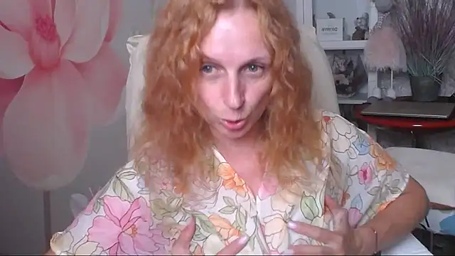 Snapshot of Venus_love1 chatting on July 28, 2026, 8:52 pm Venus love1 online show from July 28, 2026, 8:52 pm