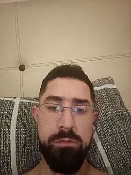 Snapshot of HAMADA__11 chatting on February 15, 2026, 10:47 am HAMADA 11 online show from February 15, 2026, 10:47 am