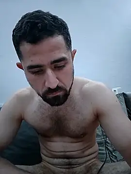 Snapshot of HAMADA__11 chatting on December 20, 2025, 8:44 pm HAMADA 11 online show from December 20, 2025, 8:44 pm