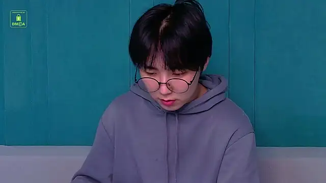 HeejinWang online show from May 21, 2026, 3:20 pm