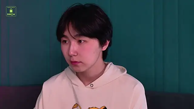 HeejinWang online show from June 23, 2026, 4:21 am
