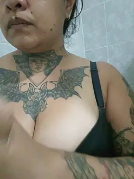 agnesvela online show from March 19, 2026, 5:07 am