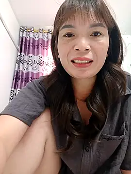 Snapshot of Livelulu chatting on October 14, 2025, 8:59 am Livelulu online show from October 14, 2025, 8:59 am