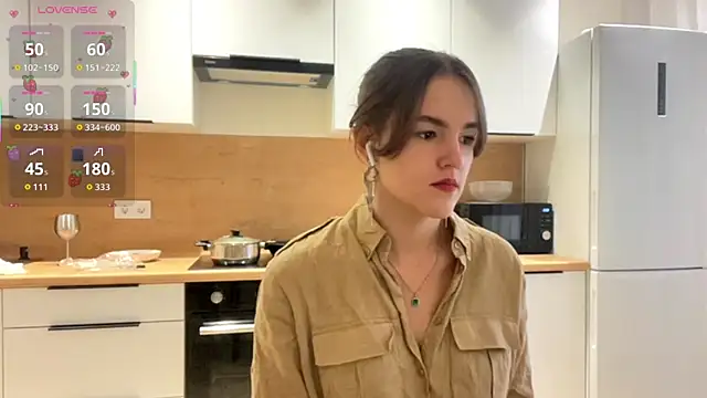 Snapshot of FavorLeila chatting on September 24, 2025, 1:17 pm FavorLeila online show from September 24, 2025, 1:17 pm