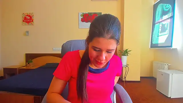 Joannia online show from September 28, 2025, 8:32 am