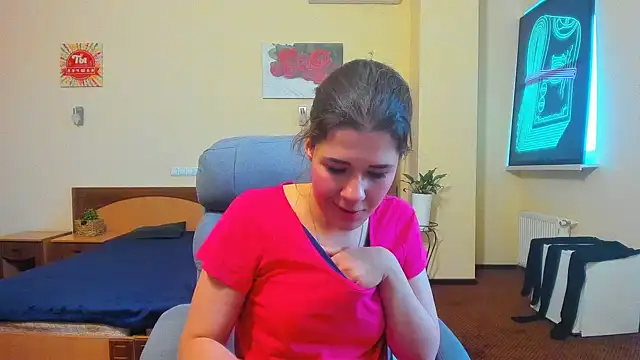 Joannia online show from September 30, 2025, 7:36 am