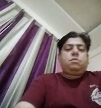 Love40777 online show from May 17, 2026, 5:46 pm