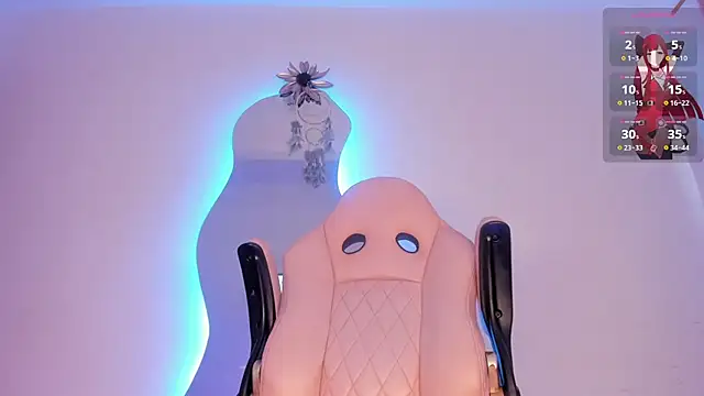 Mia royal online show from November 21, 2025, 9:25 pm