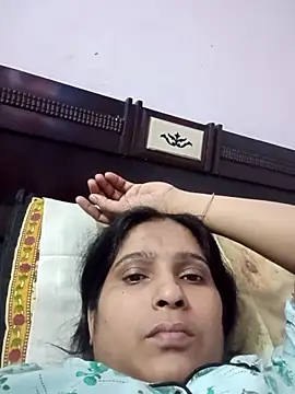 aliya-jaan71 online show from November 6, 2025, 1:48 pm