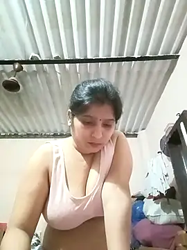 aliya-jaan71 online show from May 7, 2026, 8:56 pm
