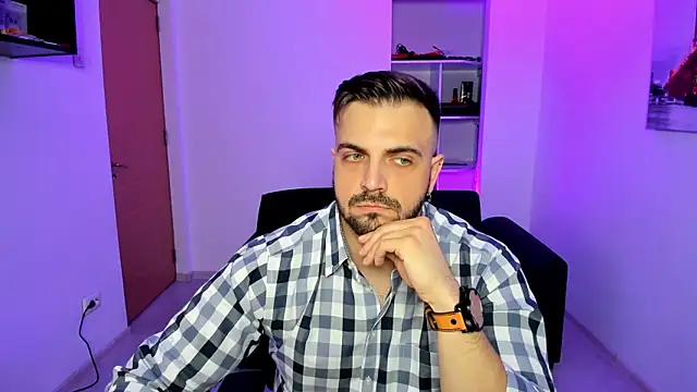 Jace Thorne online show from November 17, 2025, 6:45 pm