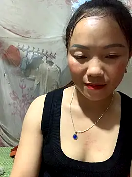 Snapshot of _losrt_cherry_ chatting on October 11, 2025, 12:39 pm losrt cherry online show from October 11, 2025, 12:39 pm