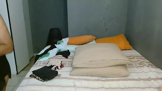 Lillyan N online show from March 13, 2026, 11:04 am