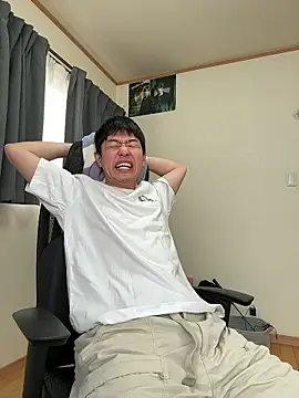 Snapshot of KAMESAN08 chatting on March 29, 2026, 6:15 am KAMESAN08 online show from March 29, 2026, 6:15 am