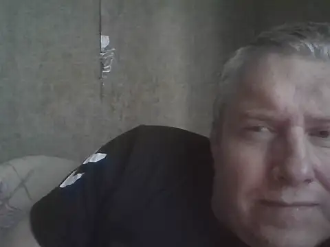 evulis1 online show from September 29, 2025, 12:55 pm