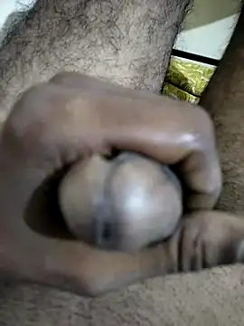 mdNajmus69 online show from September 16, 2025, 6:42 pm