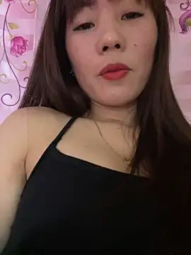 Moon pusy online show from April 2, 2026, 1:46 am