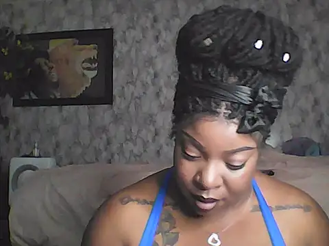 BellaBlaze25 online show from June 7, 2026, 7:08 pm