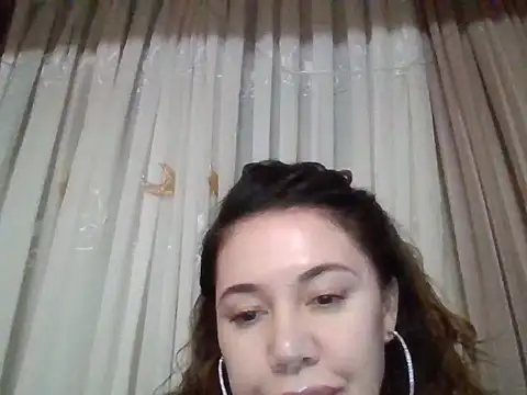 Lomivah online show from November 3, 2025, 2:31 pm