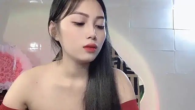 Lyly4757 online show from November 2, 2025, 2:11 pm