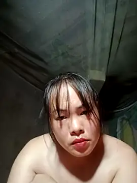 Snapshot of emilyzz chatting on December 5, 2025, 12:26 pm emilyzz online show from December 5, 2025, 12:26 pm