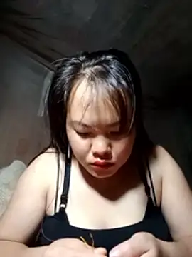 emilyzz online show from March 22, 2026, 2:26 am