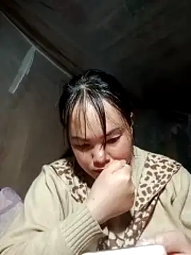 emilyzz online show from March 15, 2026, 9:38 am