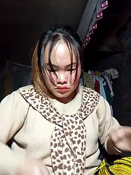 Snapshot of emilyzz chatting on January 8, 2026, 2:01 pm emilyzz online show from January 8, 2026, 2:01 pm