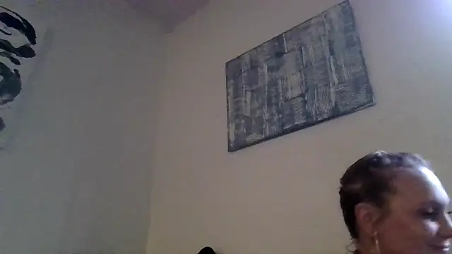 Snapshot of Ariasweetaspie chatting on October 3, 2025, 2:51 pm Ariasweetaspie online show from October 3, 2025, 2:51 pm