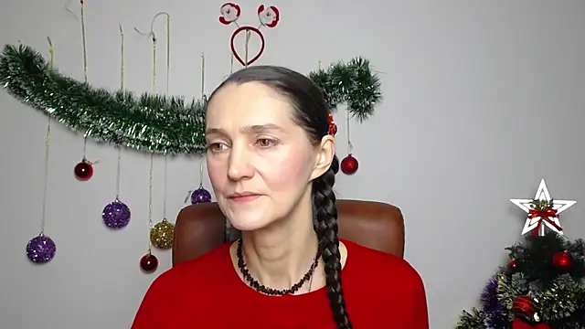 TayaFinch online show from December 16, 2025, 2:43 pm