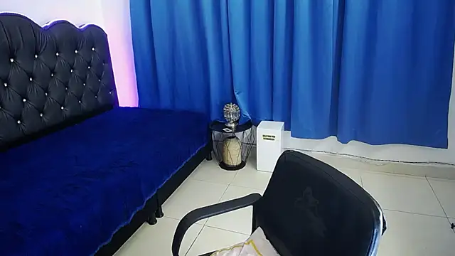 Cordelia Perlman online show from December 4, 2025, 12:48 pm