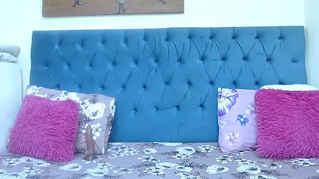 Snapshot of bemymasterlovers chatting on May 17, 2026, 4:12 am bemymasterlovers online show from May 17, 2026, 4:12 am