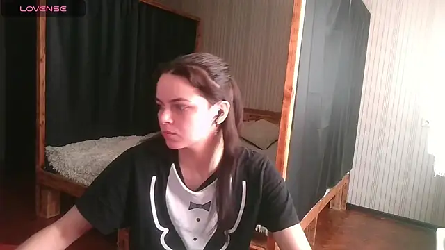 Snapshot of EthelsLover chatting on January 19, 2026, 9:24 am EthelsLover online show from January 19, 2026, 9:24 am