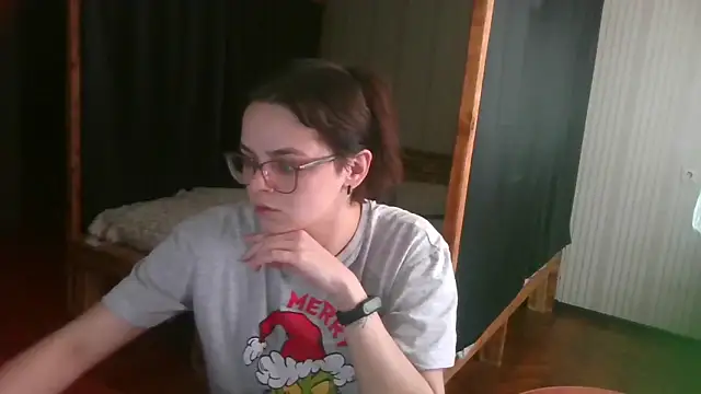 Snapshot of EthelsLover chatting on March 1, 2026, 1:22 pm EthelsLover online show from March 1, 2026, 1:22 pm