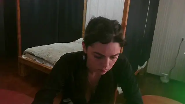 EthelsLover online show from April 15, 2026, 2:10 pm