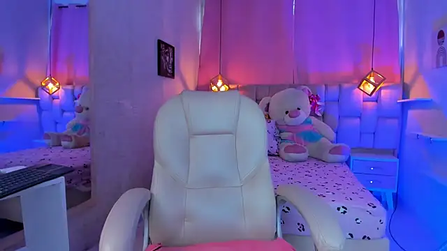 vagaro  online show from November 28, 2025, 8:09 pm