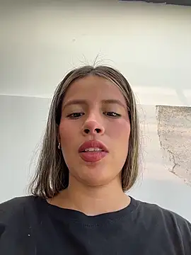 EMILIIA RICHTER   online show from October 25, 2025, 7:03 pm