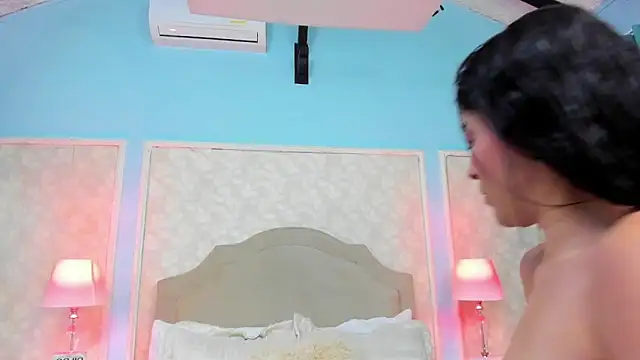 Snapshot of SamyySwet chatting on February 5, 2026, 12:12 pm SamyySwet online show from February 5, 2026, 12:12 pm