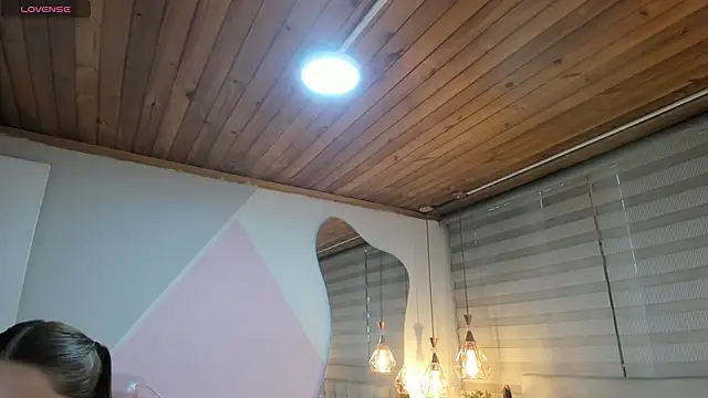 Snapshot of sophiee09_ chatting on January 16, 2026, 1:48 pm sophiee09 online show from January 16, 2026, 1:48 pm