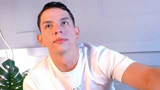 ZaneDawson online show from April 15, 2026, 7:29 pm