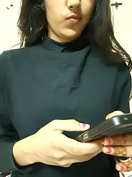 Snapshot of reetika6375 chatting on January 12, 2026, 4:41 am reetika6375 online show from January 12, 2026, 4:41 am