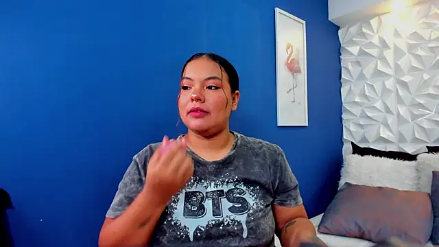 Snapshot of freya_cole_ chatting on September 25, 2025, 11:49 am freya cole online show from September 25, 2025, 11:49 am