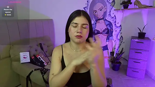 ilayra smith online show from October 29, 2025, 9:47 pm