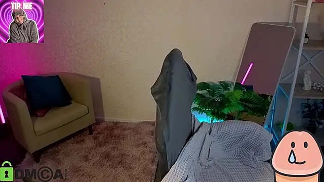 Mia R0ss online show from March 8, 2026, 2:04 am