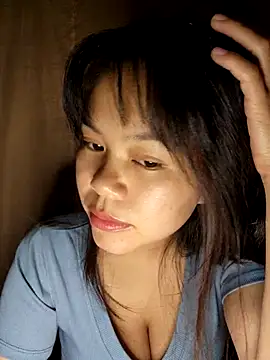 Snapshot of CicumBae chatting on October 25, 2025, 4:29 pm CicumBae online show from October 25, 2025, 4:29 pm