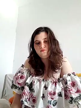 Snapshot of Luna_Moody chatting on September 25, 2025, 8:20 am Luna Moody online show from September 25, 2025, 8:20 am