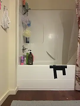 Matthew23Z online show from October 8, 2025, 4:14 am