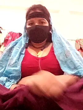 Hott locky online show from November 22, 2025, 3:55 pm