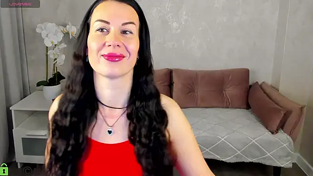 Stella Leon online show from October 22, 2025, 1:05 am