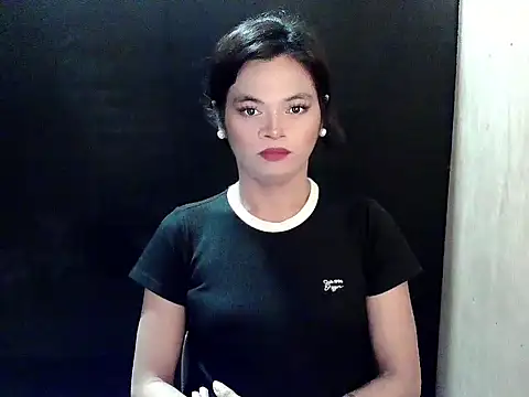 Snapshot of Nikah_loves_u chatting on November 7, 2025, 5:34 am Nikah loves u online show from November 7, 2025, 5:34 am